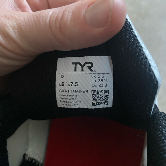 TYR CYX-1 Training Shoes - Picture 7 of 12